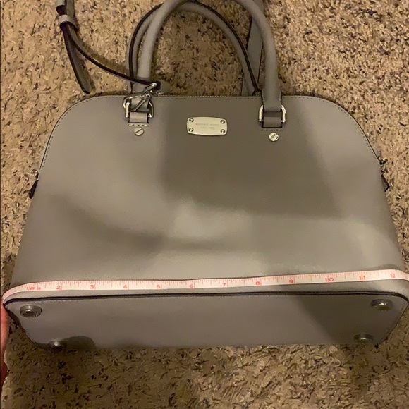 Light gray Michael Kors purse - Picture 13 of 16